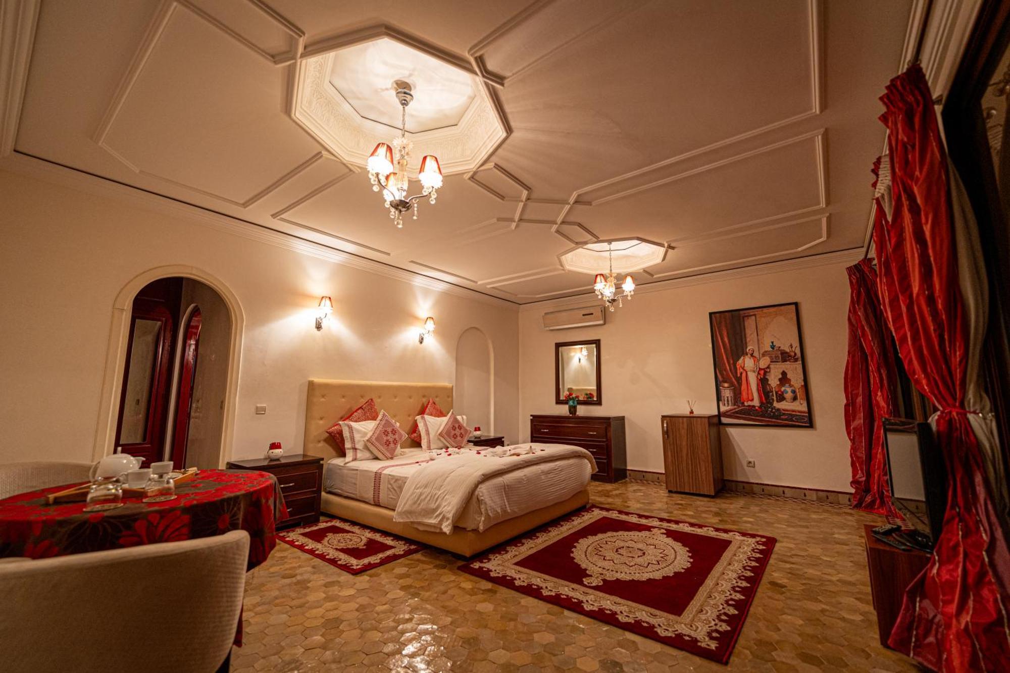 Palais Les Sources De L'Atlas & Spa El Harkat ภายนอก รูปภาพ