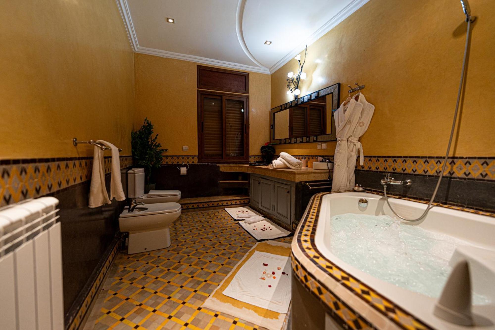 Palais Les Sources De L'Atlas & Spa El Harkat ภายนอก รูปภาพ